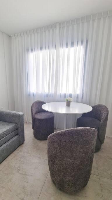 Salvatore I Deluxe Con Balcon, Nuevo! Exc Ubicacion Apartamento